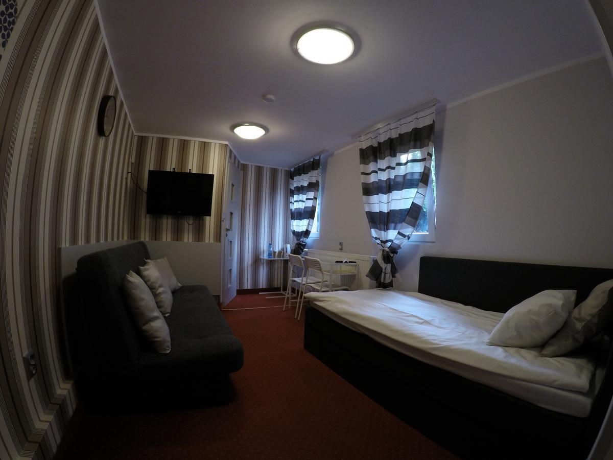 Villa Ventana Poznan City Free Parking Sniadanie W Cenie Екстериор снимка